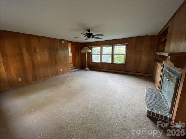 318 Academy Street, Canton, NC 28716