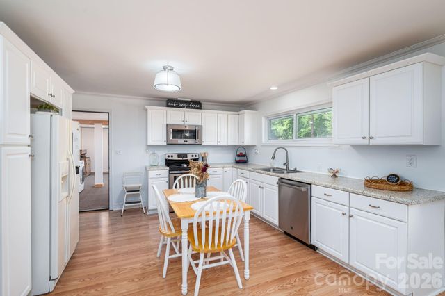2073 Mauney Road, Bessemer City, NC 28016