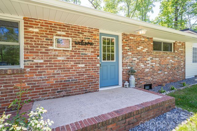 2073 Mauney Road, Bessemer City, NC 28016
