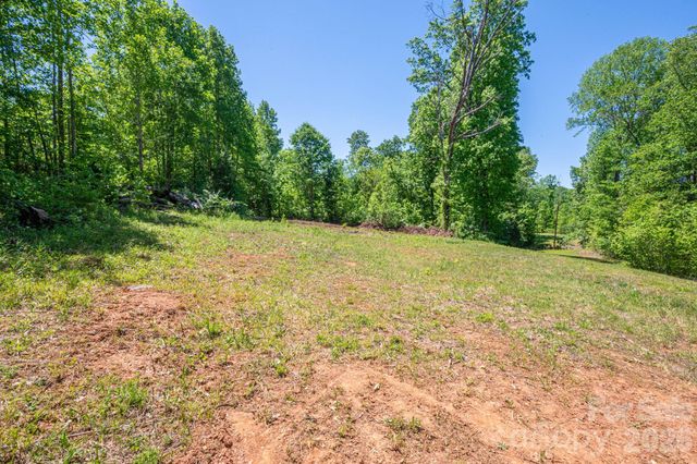 2073 Mauney Road, Bessemer City, NC 28016