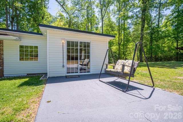 2073 Mauney Road, Bessemer City, NC 28016