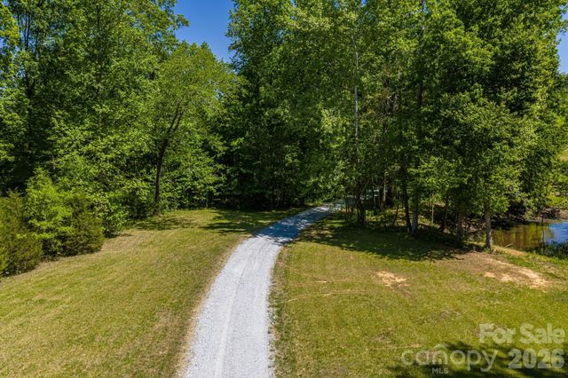 2073 Mauney Road, Bessemer City, NC 28016