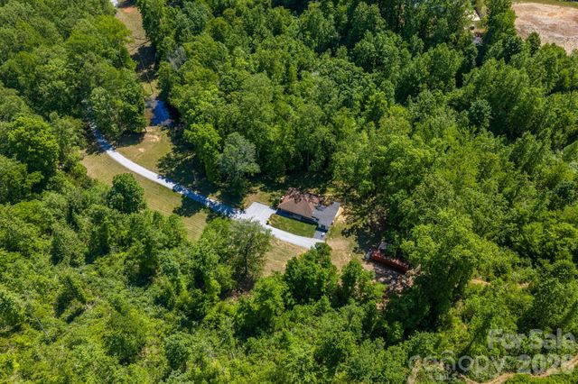 2073 Mauney Road, Bessemer City, NC 28016