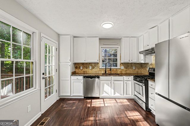 251 Stewart Drive, Dallas, GA 30132