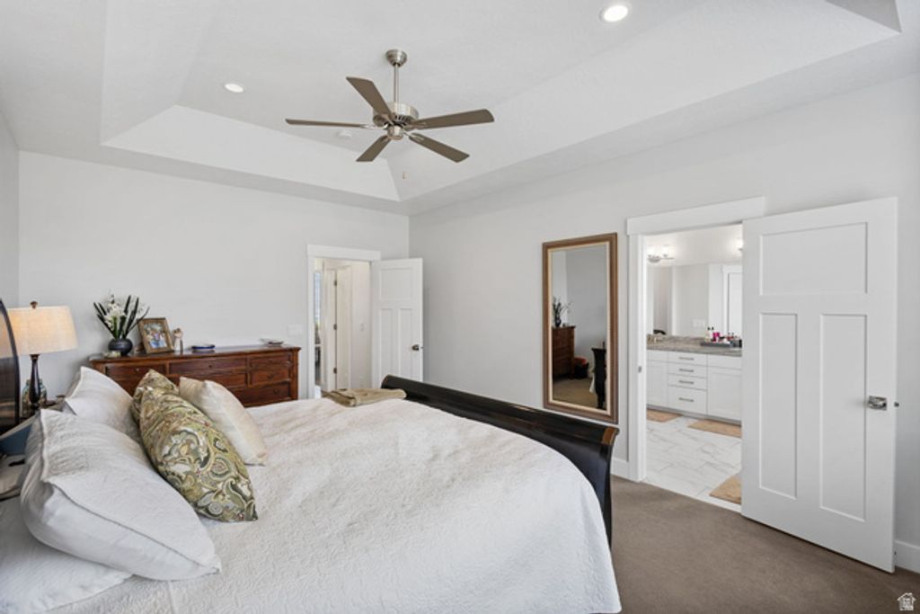 Image 16 of property listing at 12471 N MINOTS LEDGE DR #533, Highland, UT 84003