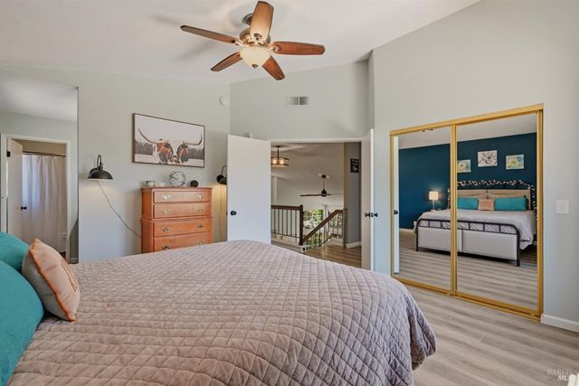 330 Summerfield Dr, Vacaville, CA 95687