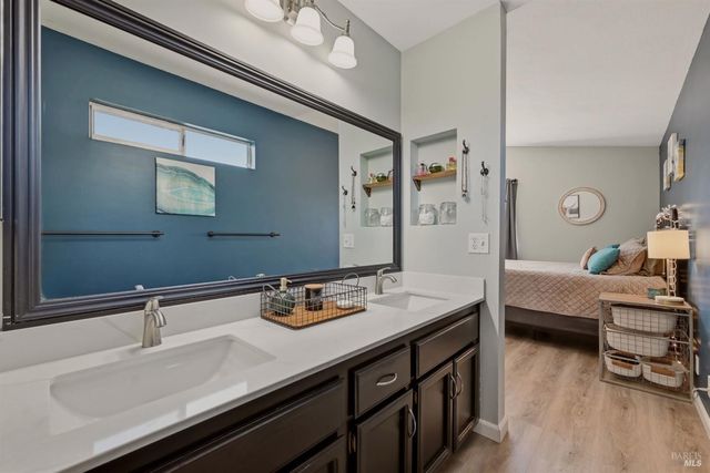 330 Summerfield Dr, Vacaville, CA 95687