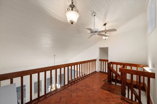 7 Woodland Drive, Mansfield, TX 76063