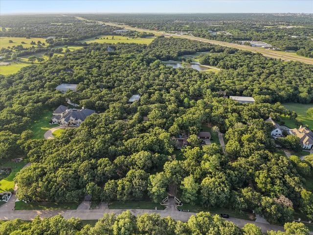 7 Woodland Drive, Mansfield, TX 76063
