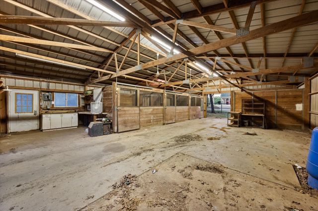7 Woodland Drive, Mansfield, TX 76063
