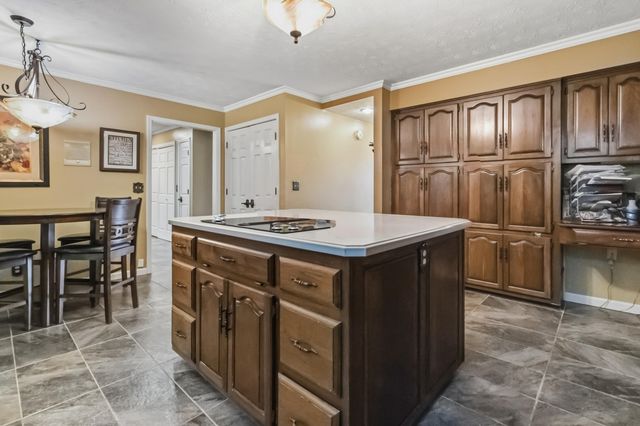 137 Indian Cave Road, Monticello, KY 42633