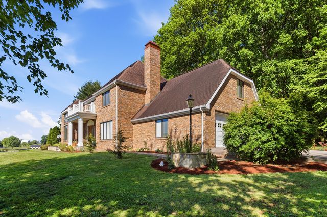 137 Indian Cave Road, Monticello, KY 42633