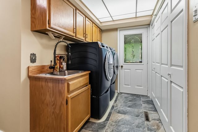 137 Indian Cave Road, Monticello, KY 42633