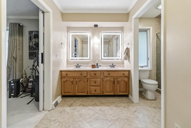 137 Indian Cave Road, Monticello, KY 42633