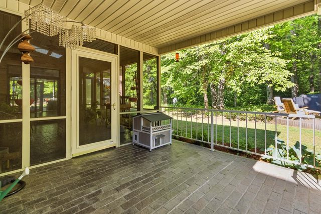 137 Indian Cave Road, Monticello, KY 42633