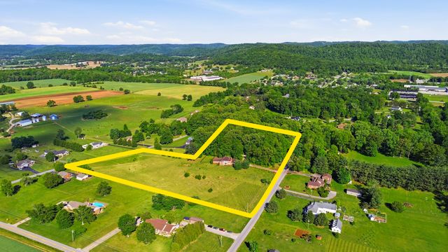 137 Indian Cave Road, Monticello, KY 42633