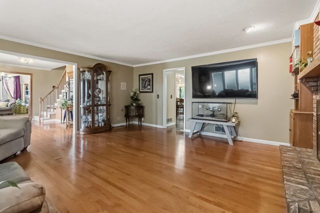 137 Indian Cave Road, Monticello, KY 42633
