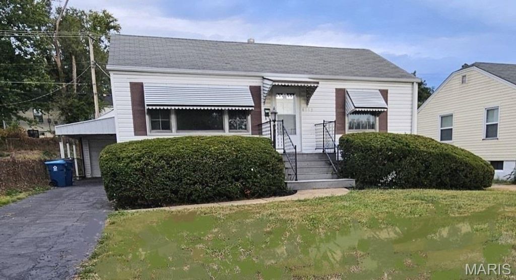 6108 Eaton Drive, Berkeley, MO 63134