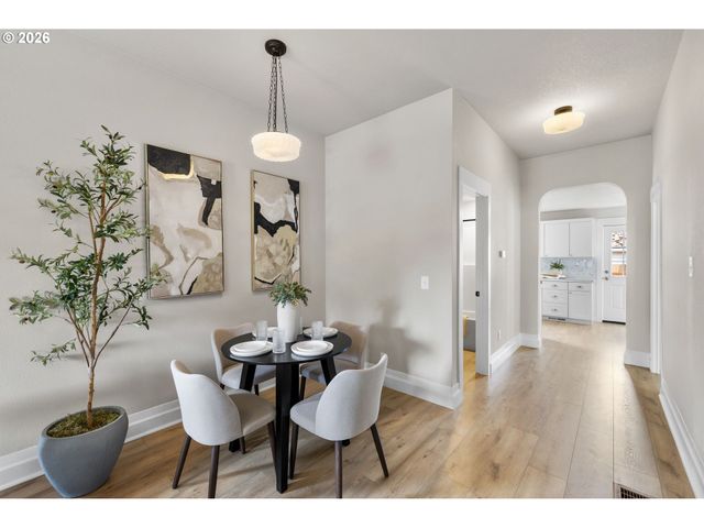 807 Ne 74TH Ave, Portland, OR 97213