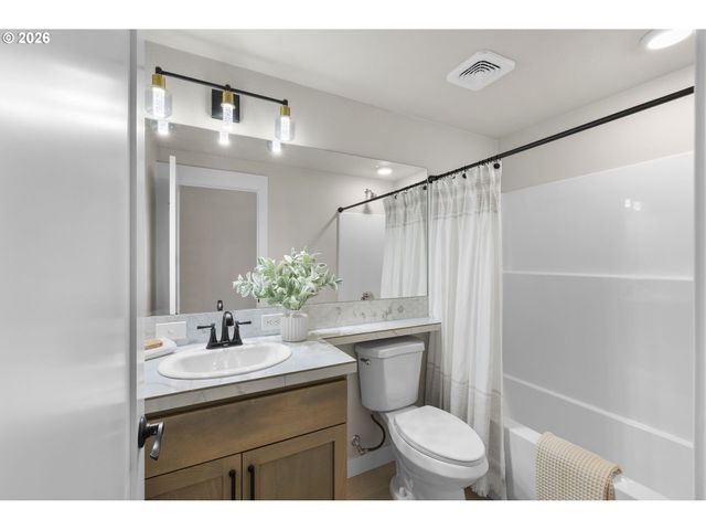 807 Ne 74TH Ave, Portland, OR 97213