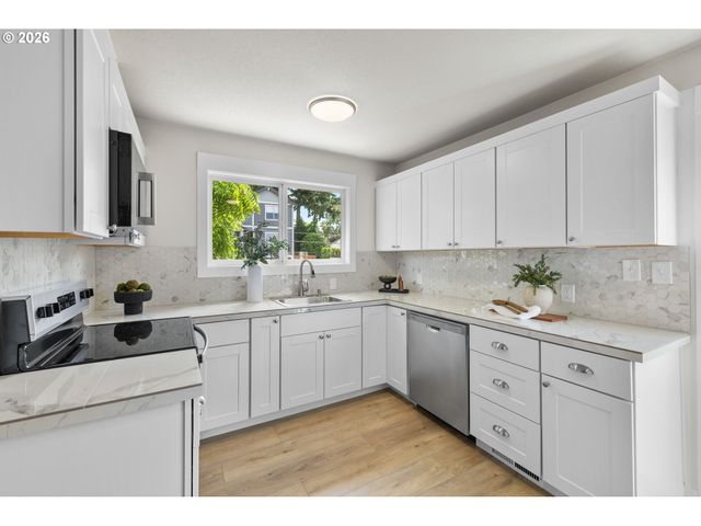 807 Ne 74TH Ave, Portland, OR 97213