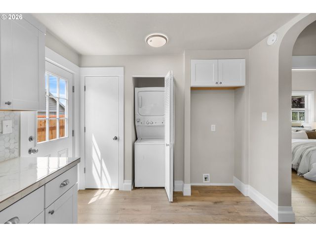 807 Ne 74TH Ave, Portland, OR 97213
