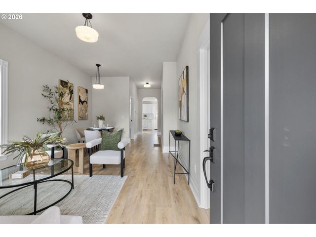 807 Ne 74TH Ave, Portland, OR 97213