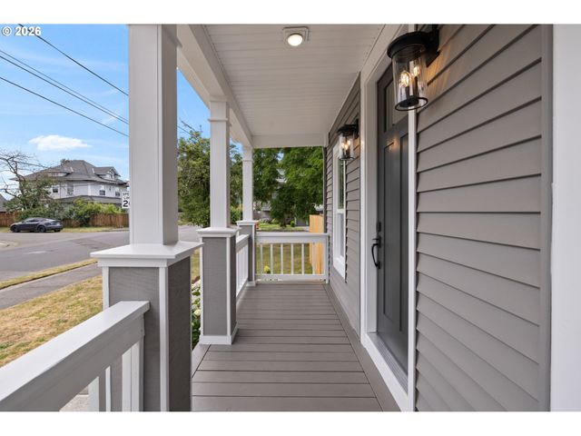 807 Ne 74TH Ave, Portland, OR 97213