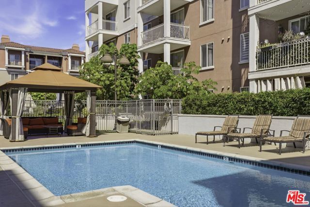 3740 Santa Rosalia Drive 223, Los Angeles, CA 90008
