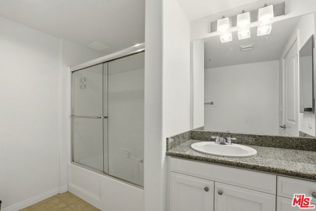 3740 Santa Rosalia Drive 223, Los Angeles, CA 90008
