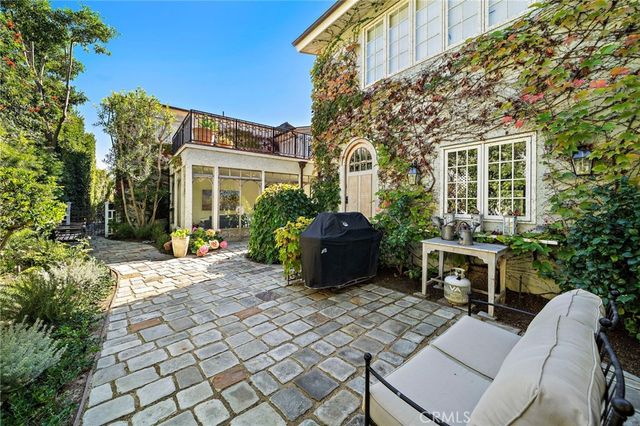 464 Holly, Laguna Beach, CA 92651