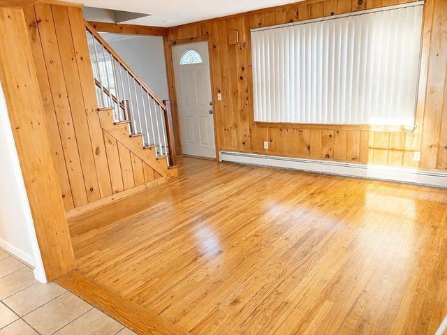 63 Prairie Ave, Swansea, MA 02777
