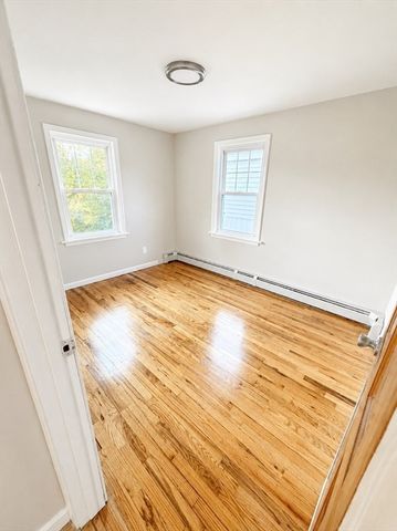 63 Prairie Ave, Swansea, MA 02777