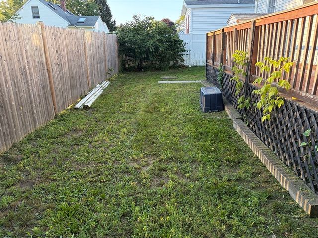 63 Prairie Ave, Swansea, MA 02777