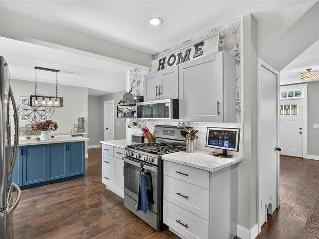 778 S Garfield Avenue, Janesville, WI 53545