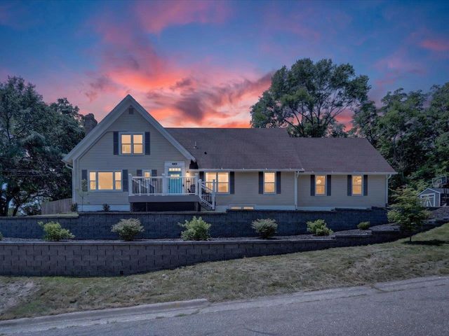 778 S Garfield Avenue, Janesville, WI 53545