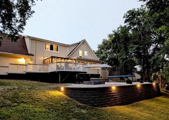 778 S Garfield Avenue, Janesville, WI 53545