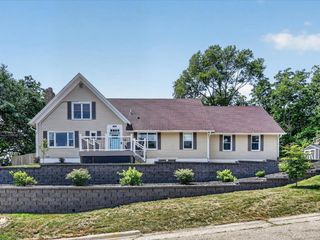 778 S Garfield Avenue, Janesville, WI 53545