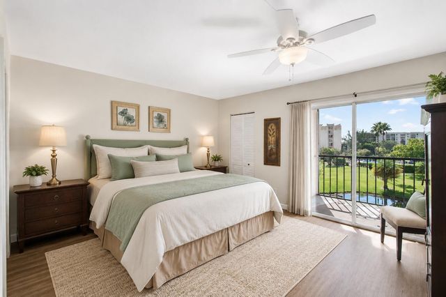 7006 Huntington Lane 404, Delray Beach, FL 33446