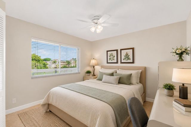 7006 Huntington Lane 404, Delray Beach, FL 33446