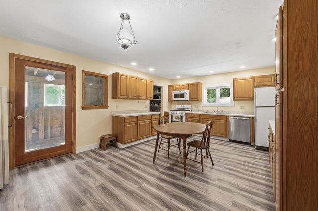 91 Colburn Road, Milford, NH 03055