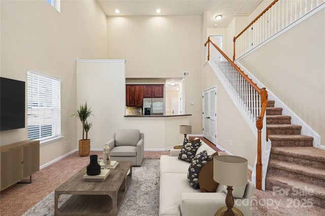 5517 Tipperlinn Way, Charlotte, NC 28278