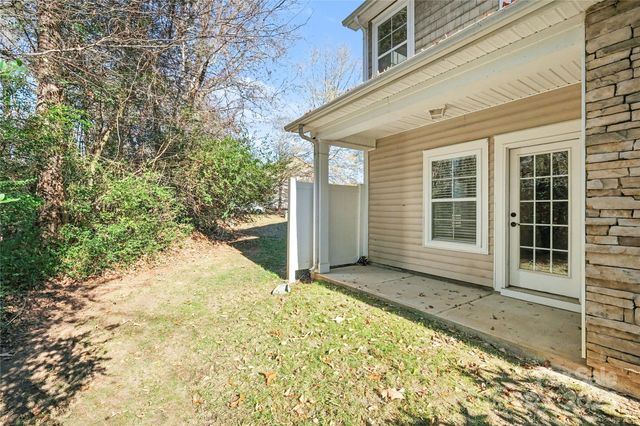 5517 Tipperlinn Way, Charlotte, NC 28278