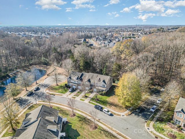 5517 Tipperlinn Way, Charlotte, NC 28278