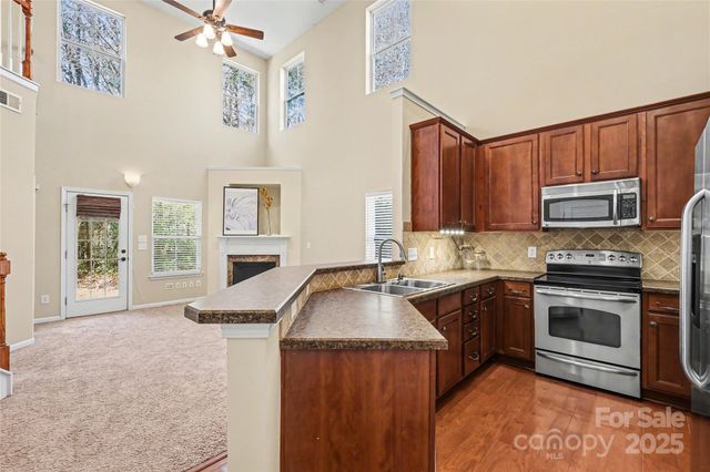 5517 Tipperlinn Way, Charlotte, NC 28278