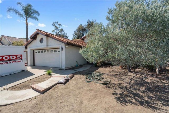 11782 Calle Albara, El Cajon, CA 92019