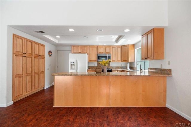 11782 Calle Albara, El Cajon, CA 92019