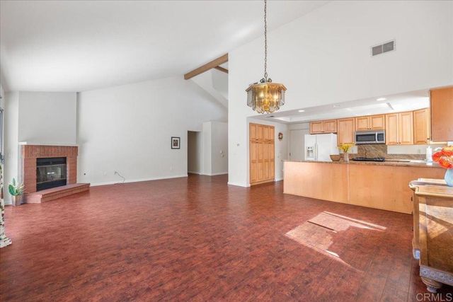 11782 Calle Albara, El Cajon, CA 92019