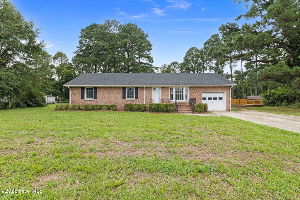 132 Woodland Church Road, Goldsboro, NC 27530
