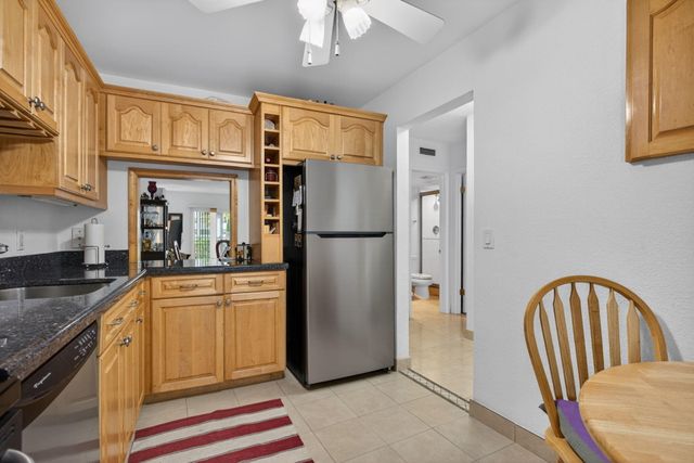 2731 NE 14TH ST Causeway 405, Pompano Beach, FL 33062